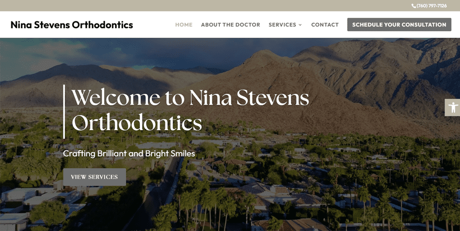 Gradient dental clinic landing page